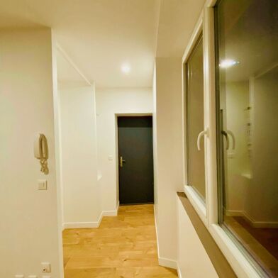 Appartement  350 €