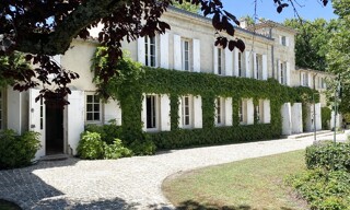 Maison 10 Pièces 481 m² à vendre à Izon (33450)