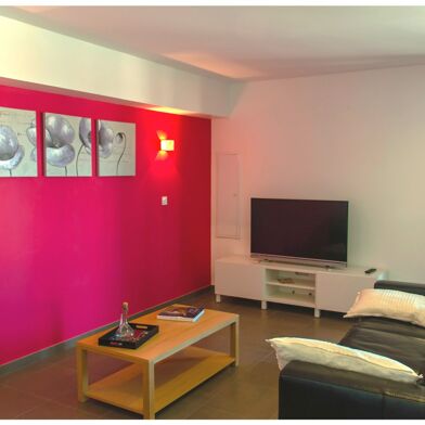 Appartement 5 pièces 263000 €