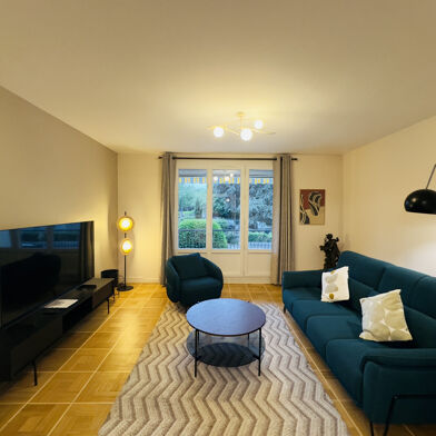 Appartement 3 pièces 1605 €