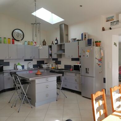 Immeuble  534000 €