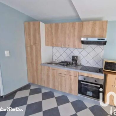 Immeuble  319900 €