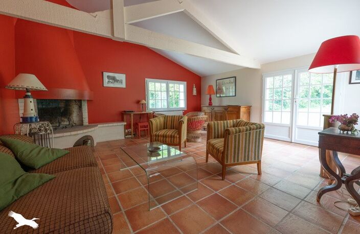 Villa de 7 pièces principales — photo 2