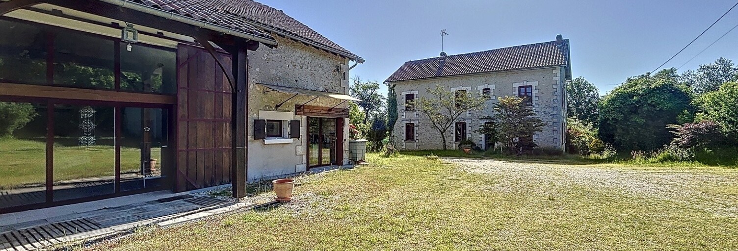 Maison 10 Pièces 375 m² à vendre à Saint-Étienne-de-Puycorbier (24400)