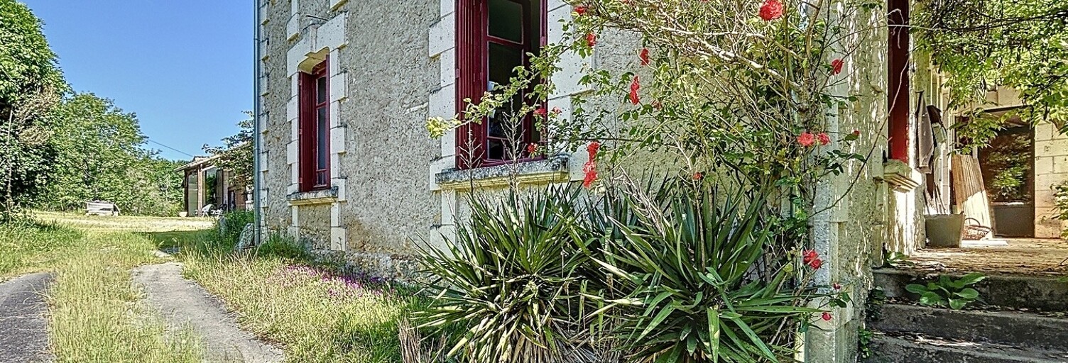 Maison 10 Pièces 375 m² à vendre à Saint-Étienne-de-Puycorbier (24400)