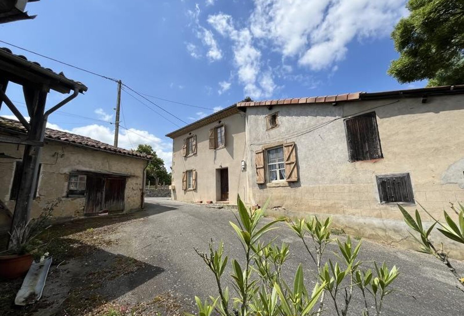 Ferme (tte) de 7 pièces principales — photo 1