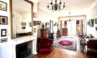 Maison 9 Pièces 227 m² à vendre à Bordeaux (33000)