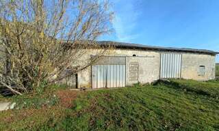 Maison 1 Pièce 270 m² à vendre à Brie-sous-Archiac (17520)