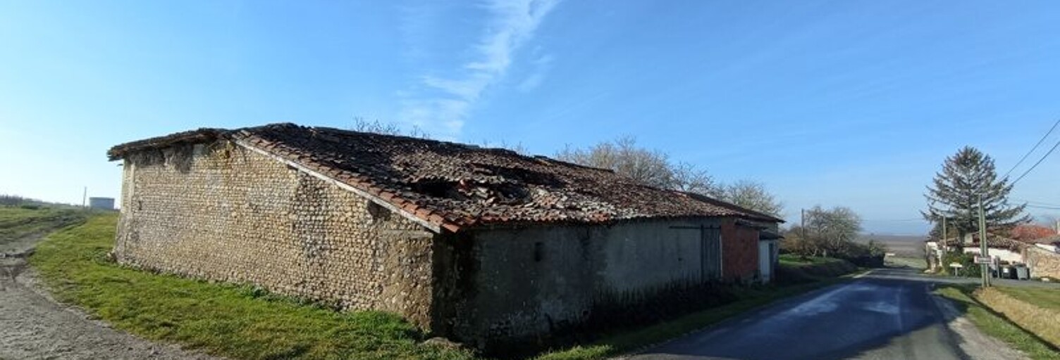 Maison 1 Pièce 270 m² à vendre à Jonzac (17500)