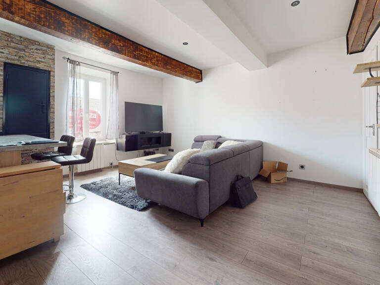 Appartement T4 de 84 m² - RIVES (38)  - Centre-ville — photo 1
