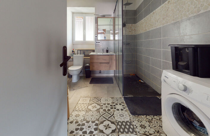 Appartement T4 de 84 m² - RIVES (38)  - Centre-ville — photo 4