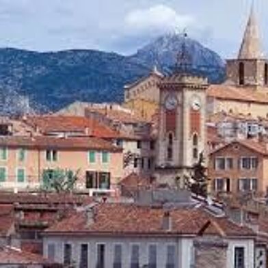 Commerce  788400 €