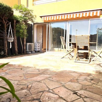 Appartement 2 pièces 268800 €