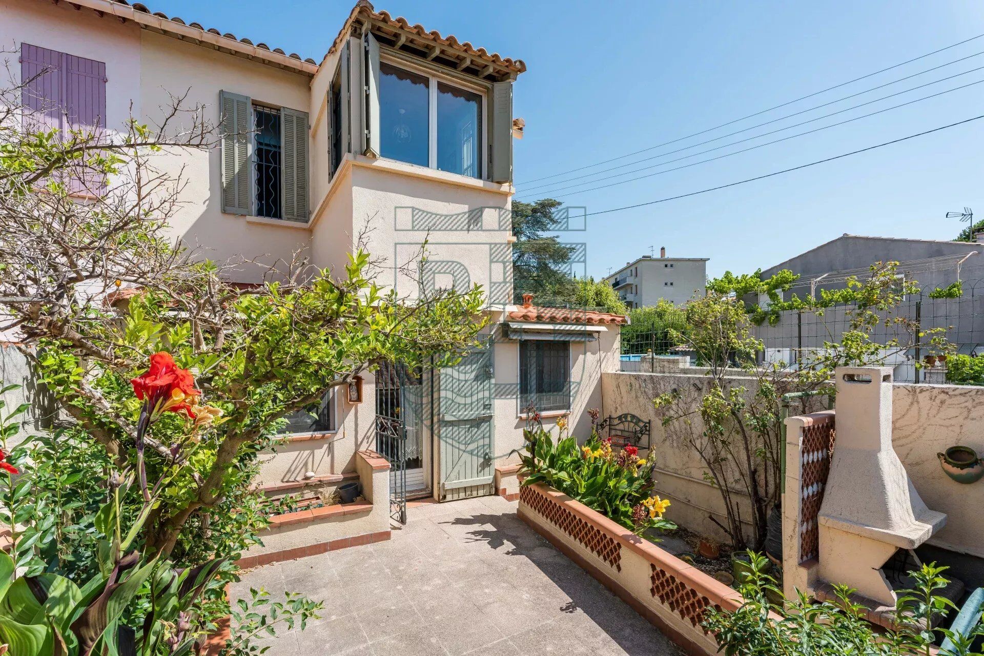 Villa / Maison  T5 à vendre Marseille 12eme 13012