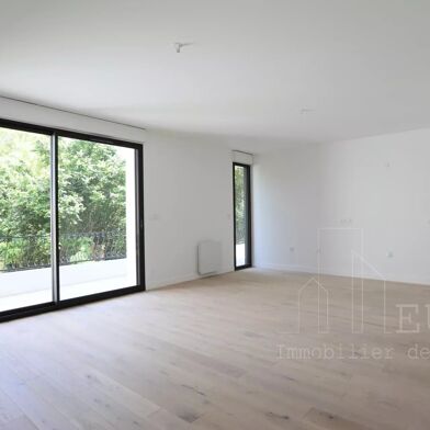 Appartement 4 pièces 693000 €