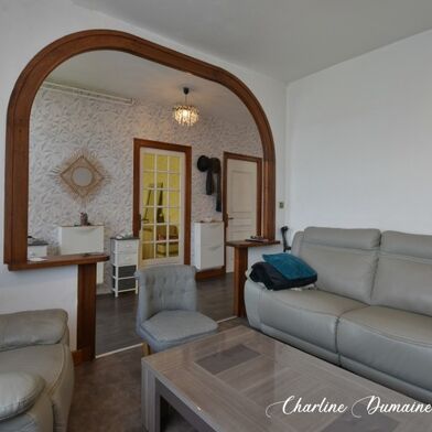 Maison 5 pièces 296400 €