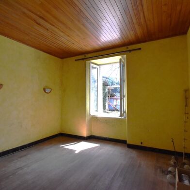 Maison 12 pièces 60000 €