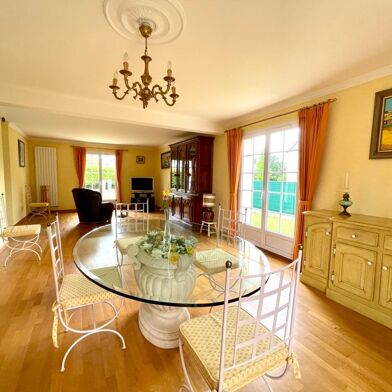 Maison 7 pièces 530000 €