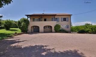 Maison 8 Pièces 134 m² à vendre à Donzy-le-Pertuis (71250)