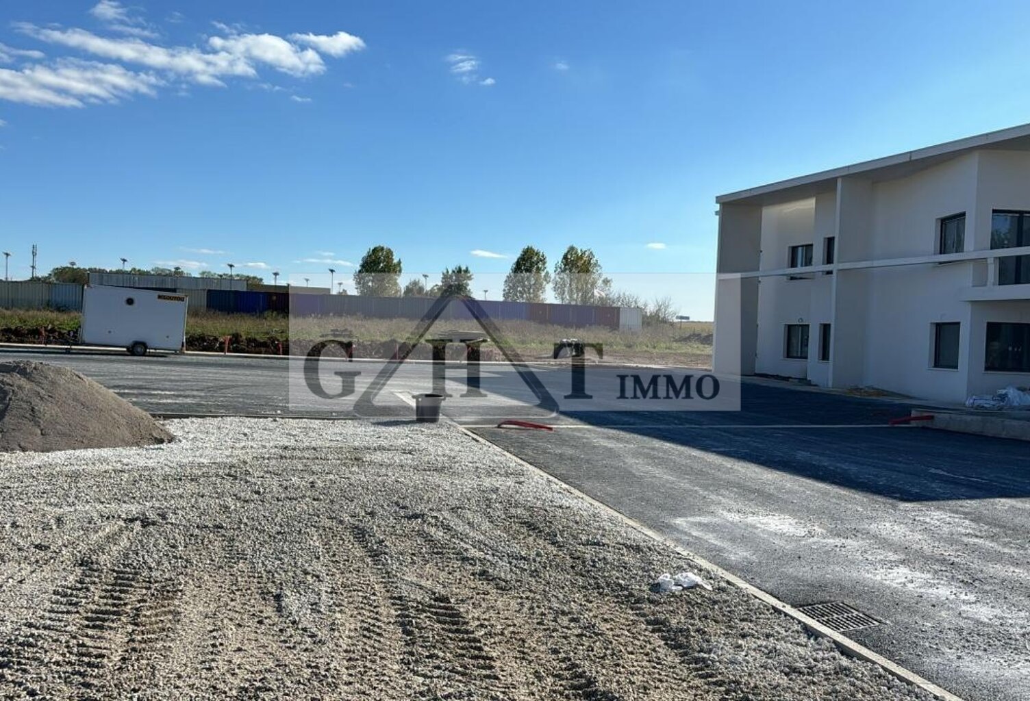 Terrain à louer –  2850m² – Goudronner – Saint-Pathus — photo 1