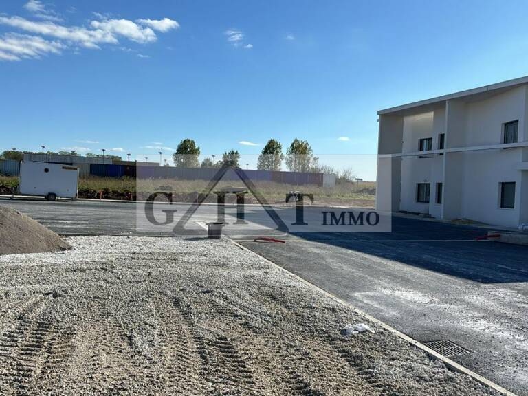 Terrain à louer –  2850m² – Goudronner – Saint-Pathus — photo 1