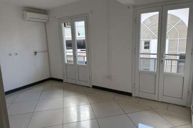 Bureau  1390 €