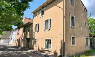 Immeuble  124 m² à vendre à L'Isle-sur-la-Sorgue (84800)