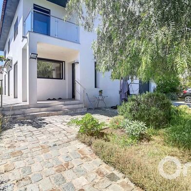 Maison 6 pièces 650000 €