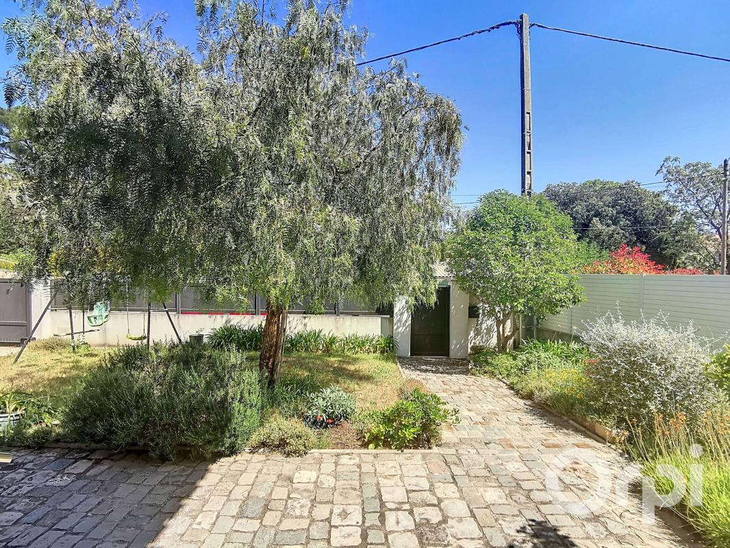 RARE À LA VENTE - Magnifique villa contemporaine 6 pièces de ...