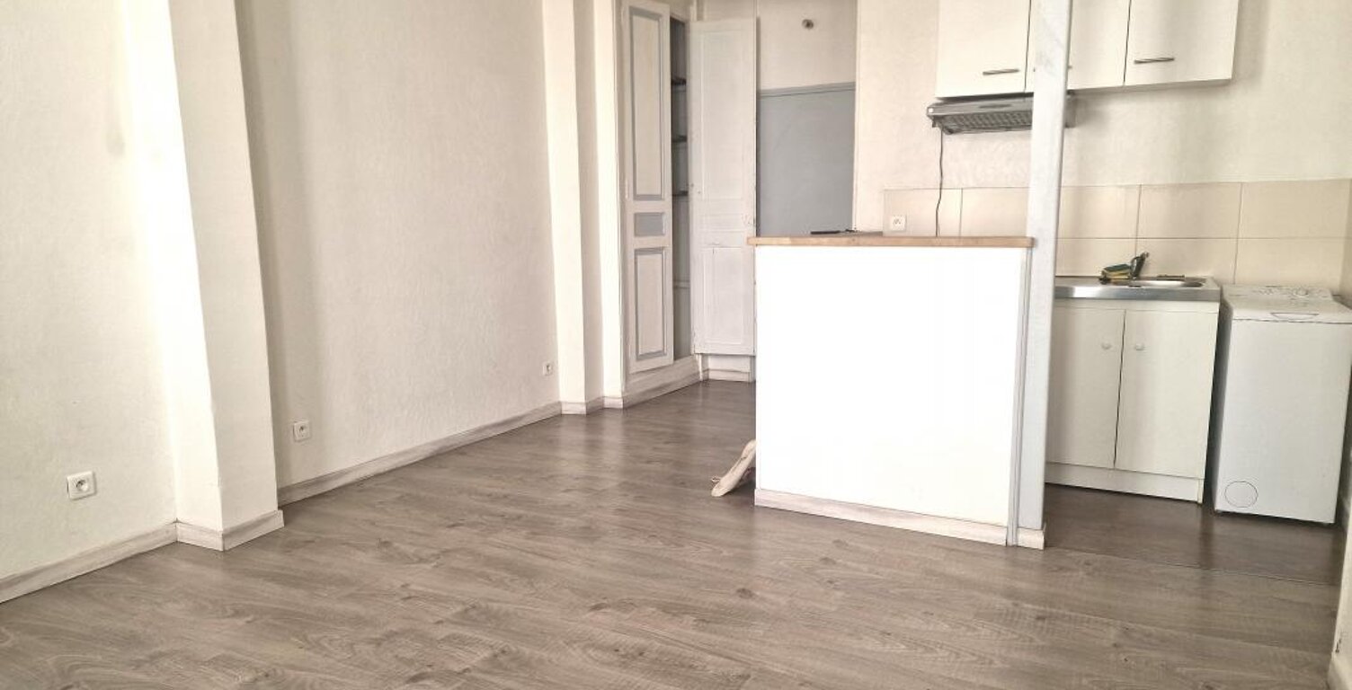 Appartement À Louer — photo 1