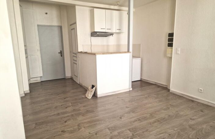 Appartement À Louer — photo 2