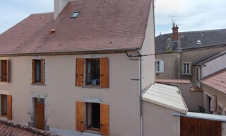 Maison 5 Pièces 180 m² à vendre à Le Veurdre (03320)