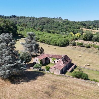 Maison 13 pièces 549000 €