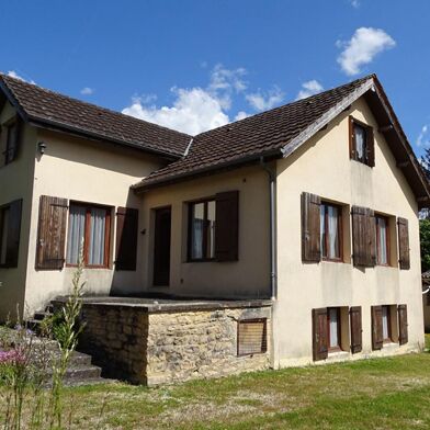 Maison 6 pièces 165300 €