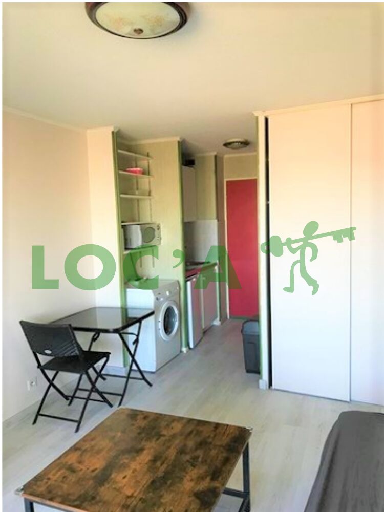 Photo Location Studio 20 m² à Chevigny-Saint-Sauveur 430 ¤ CC /mois image 2/4