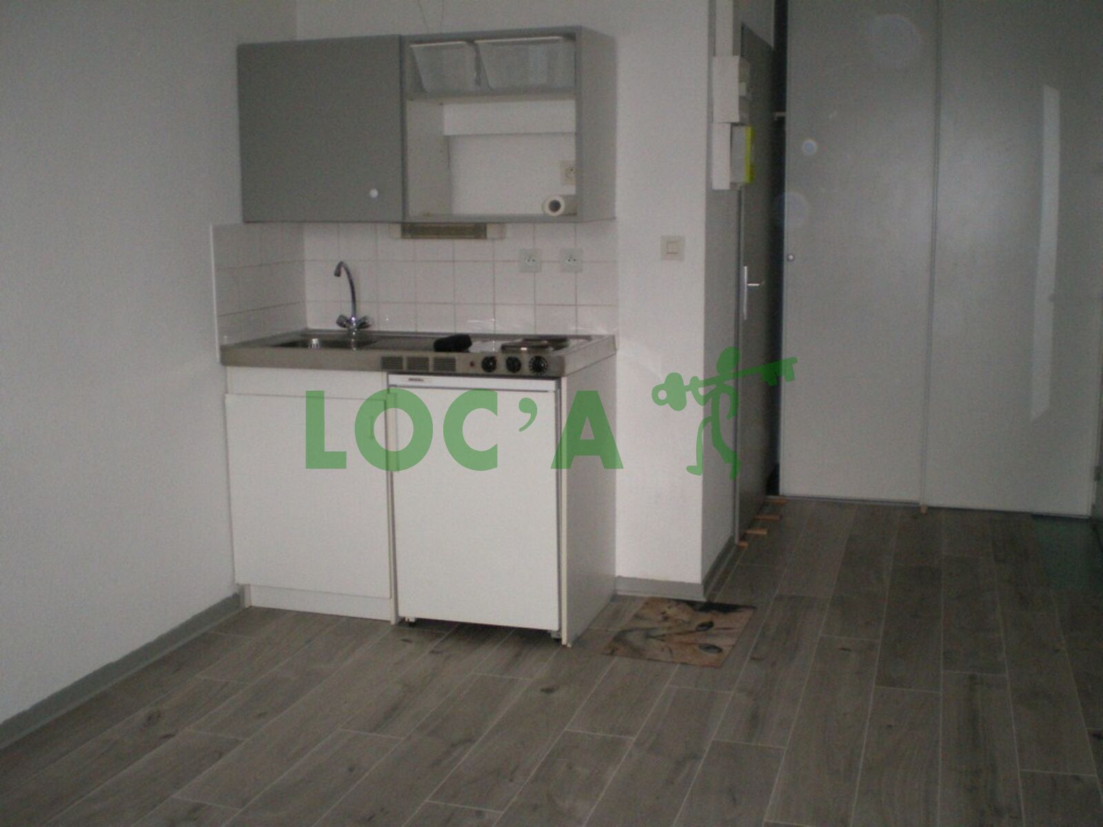 Location Studio 19 m² à Dijon 420 ¤ CC /mois