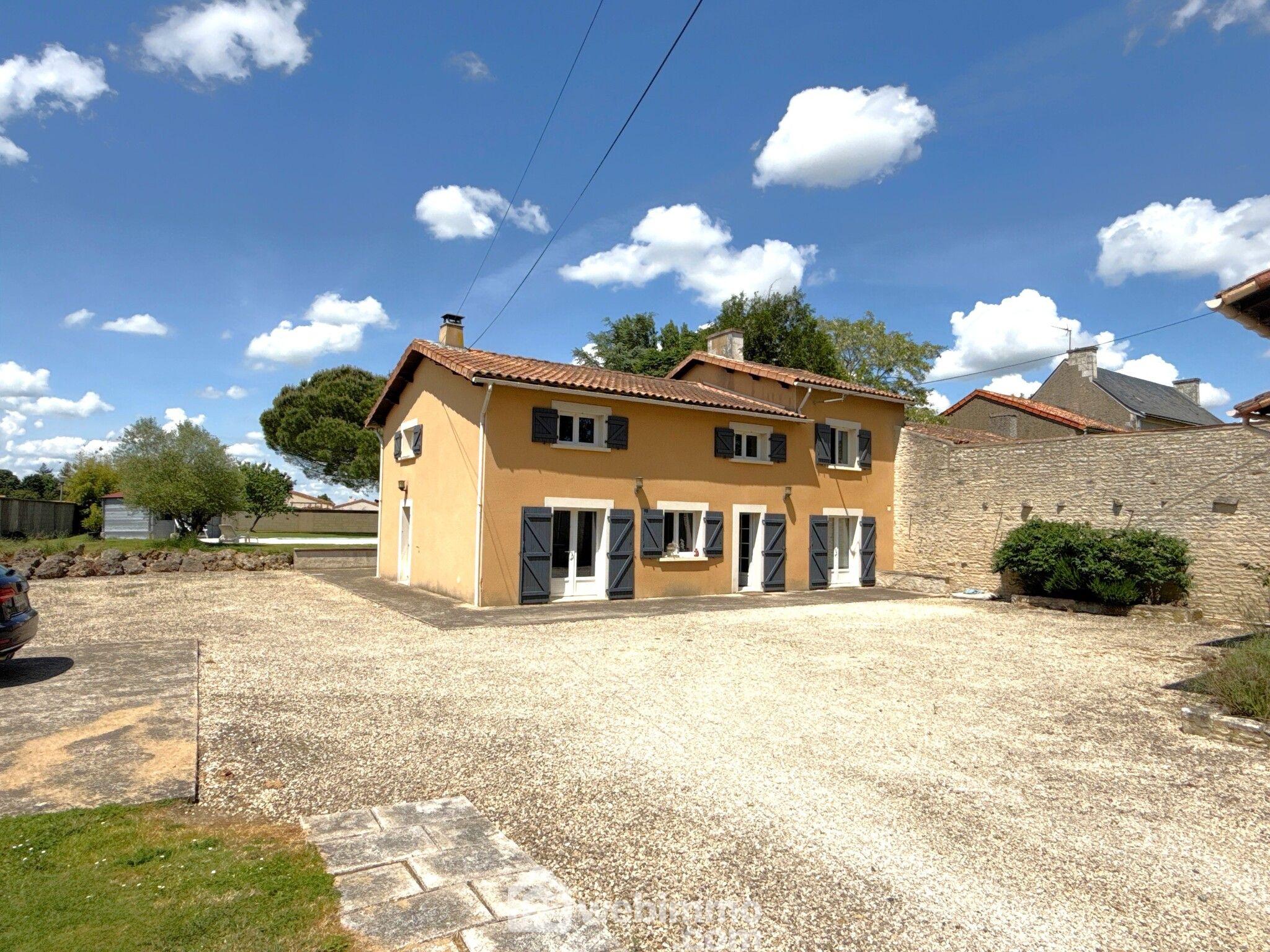 Maison - 160m² - Saint-Martin-la-Pallu