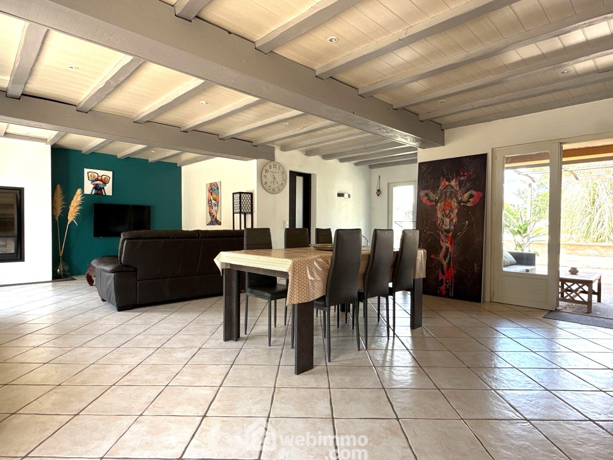 Photo Maison - 160m² - Saint-Martin-la-Pallu image 2/4