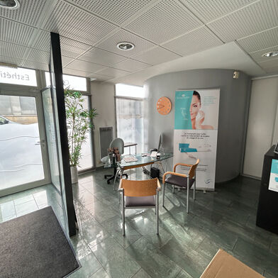 Bureau  400000 €