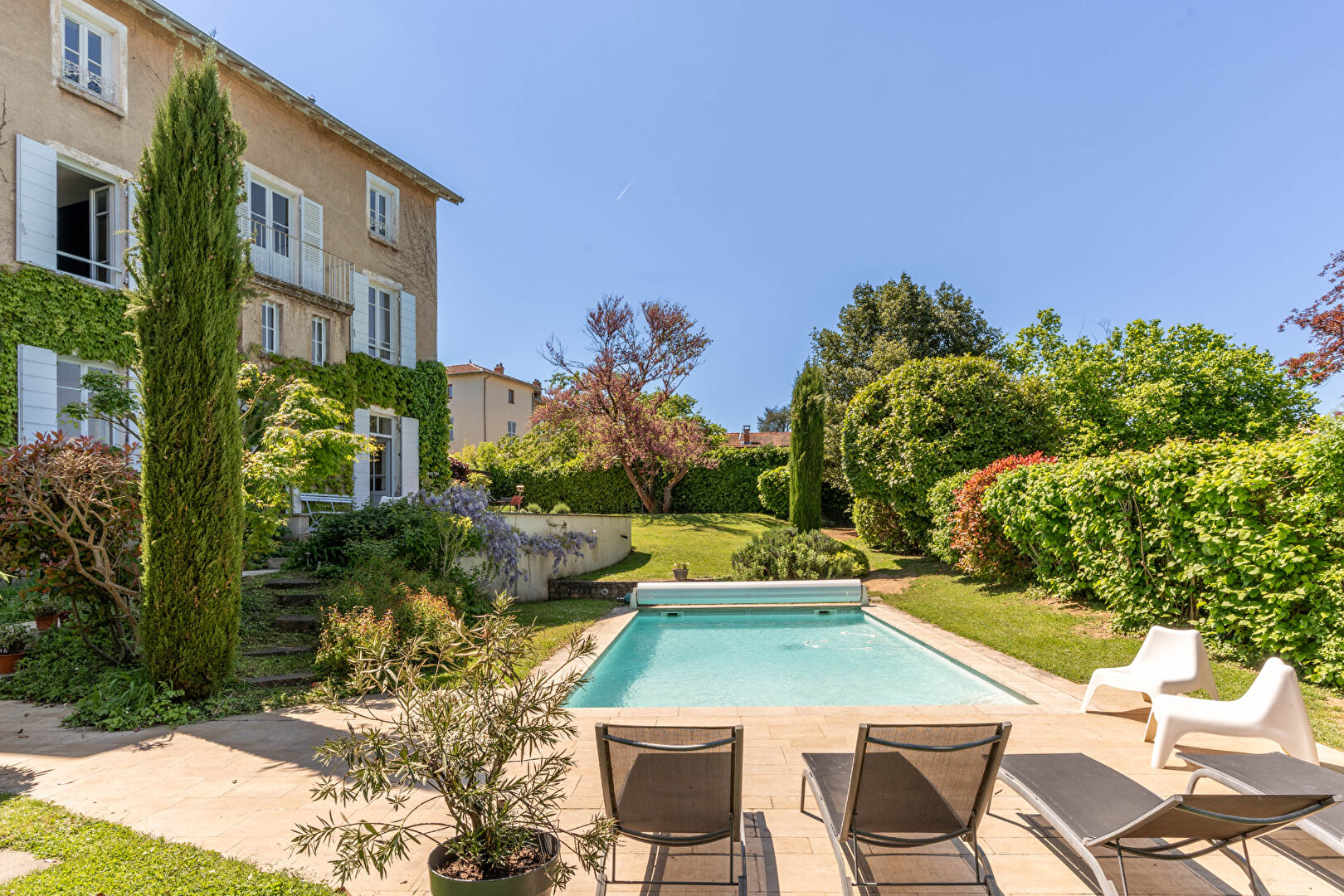 Maison S T9