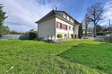 Maison 10 pièces 579000 €