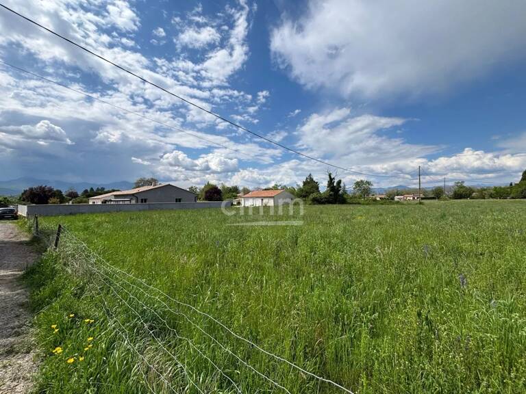 Terrain constructible 1000 m² plat à SISTERON — photo 1