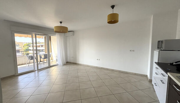 Appartement 3 pièces  à vendre Fréjus 83600