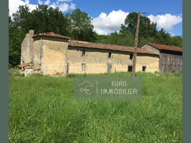 CORPS DE FERME A RENOVER plus de 6HA - Entre Bazas et Langon — photo du bien