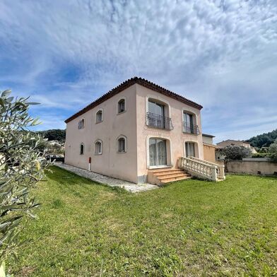 Maison 5 pièces 699500 €