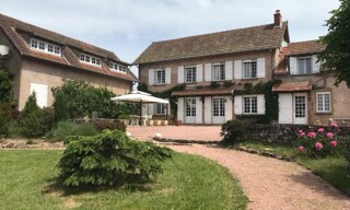 Maison 8 Pièces 210 m² à vendre à Ozolles (71120)