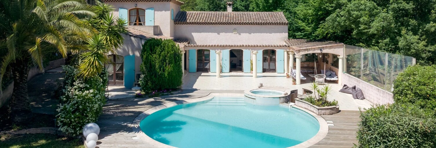 Maison 5 Pièces 165 m² à vendre à Vence (06140)