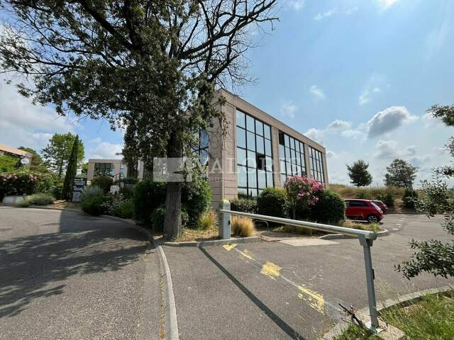 BUREAUX à LOUER — photo du bien