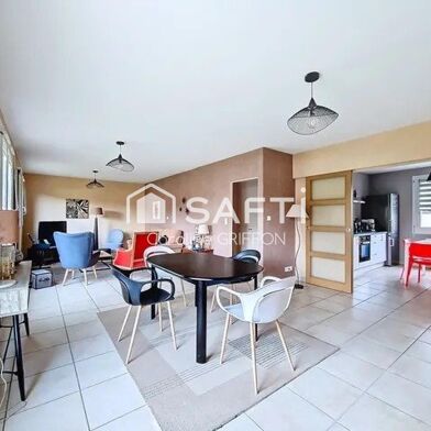 Maison 5 pièces 239900 €