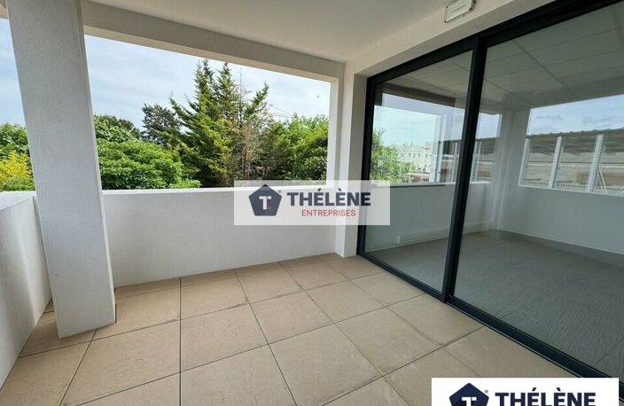 BUREAUX à LOUER — photo 3